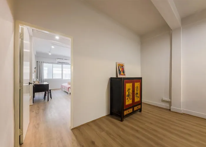 Holiday home Vintage Gallery Sukhumvit 3-bedroom Family House With Kids Playroom - 2 Min To Bts Bang Chak