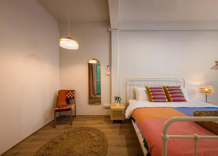 Vintage Gallery Sukhumvit 3-bedroom Family House With Kids Playroom - 2 Min To Bts Bang Chak *