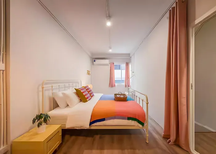Vintage Gallery Sukhumvit 3-bedroom Family House With Kids Playroom - 2 Min To Bts Bang Chak Bangkok