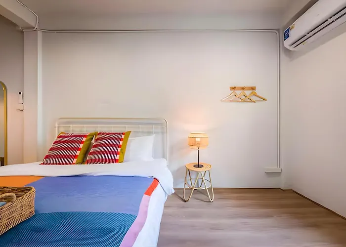 Holiday home Vintage Gallery Sukhumvit 3-bedroom Family House With Kids Playroom - 2 Min To Bts Bang Chak *
