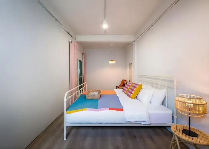 Vintage Gallery Sukhumvit 3-bedroom Family House With Kids Playroom - 2 Min To Bts Bang Chak *