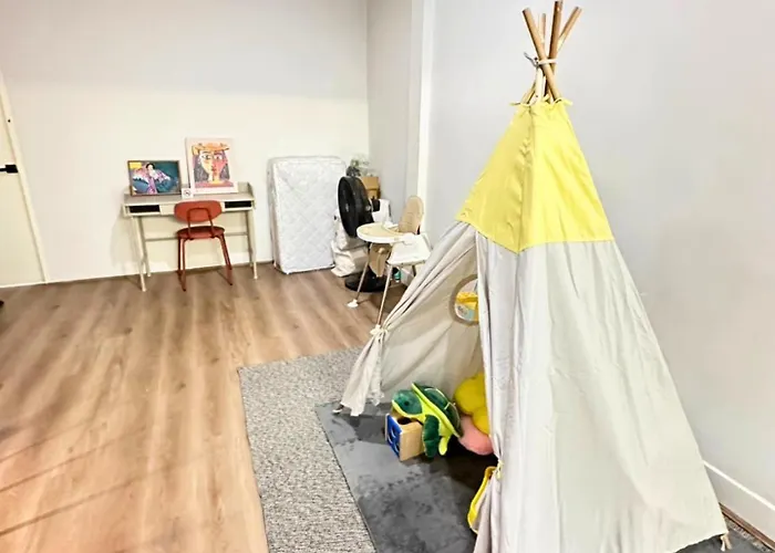 Vintage Gallery Sukhumvit 3-bedroom Family House With Kids Playroom - 2 Min To Bts Bang Chak * Bangkok